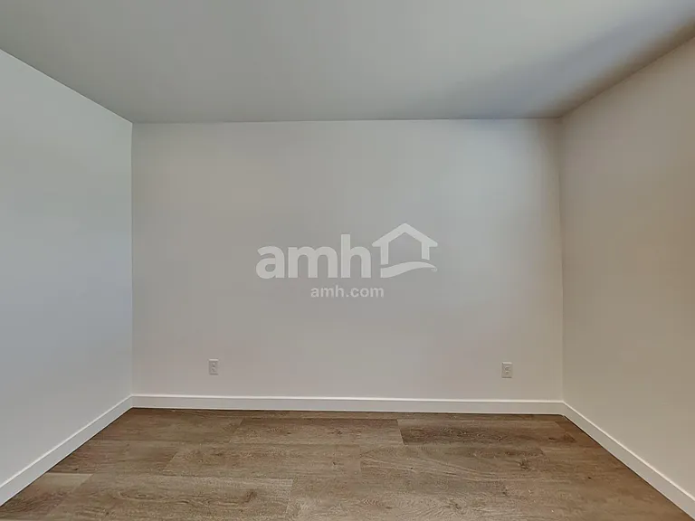 6294 W Calle Bilboa — Photo 14