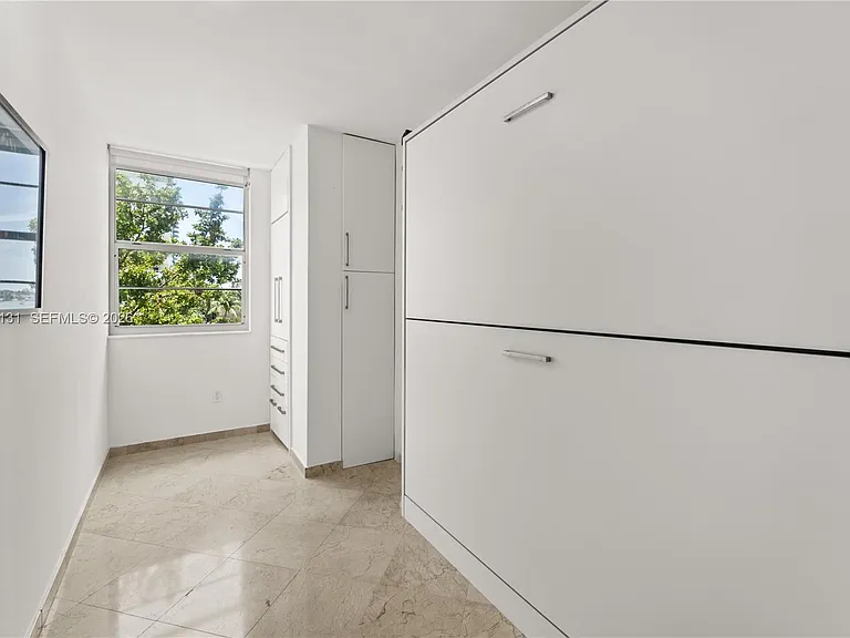 5640 Collins Ave #4D — Photo 14