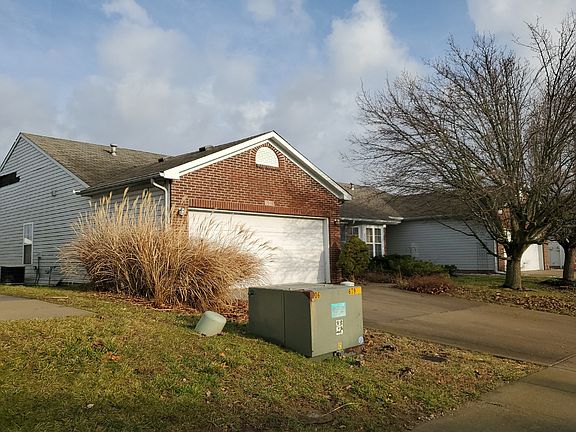3rd image of 7948 Wildwood Farms Ln