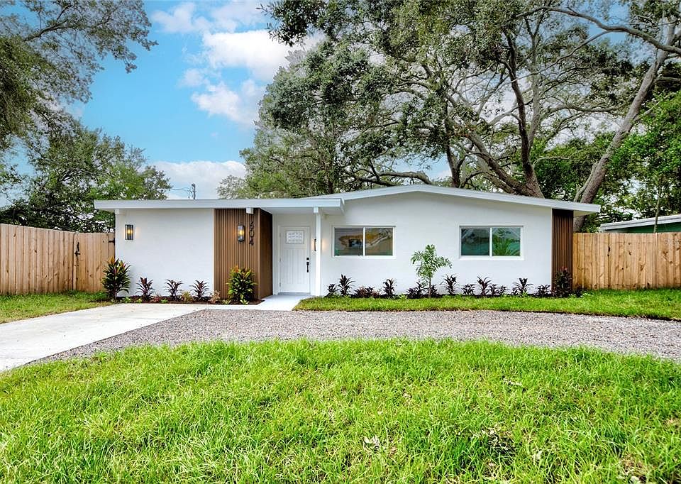 1st image of 604 WESTWINDS DRIVE