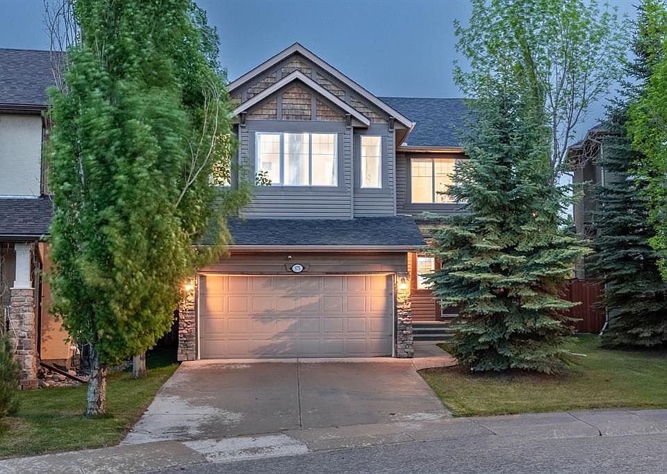 1st image of 575 NE Evergreen Cir SW