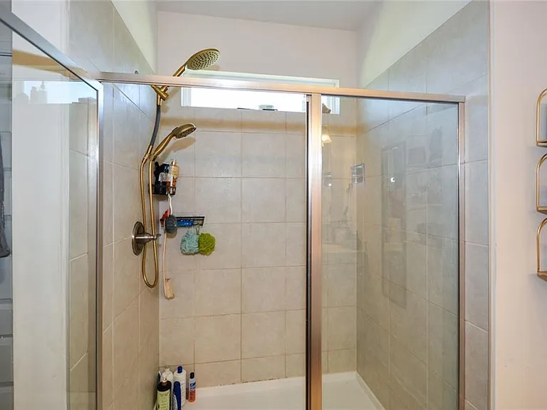 2610 Ravencliff Dr — Photo 21