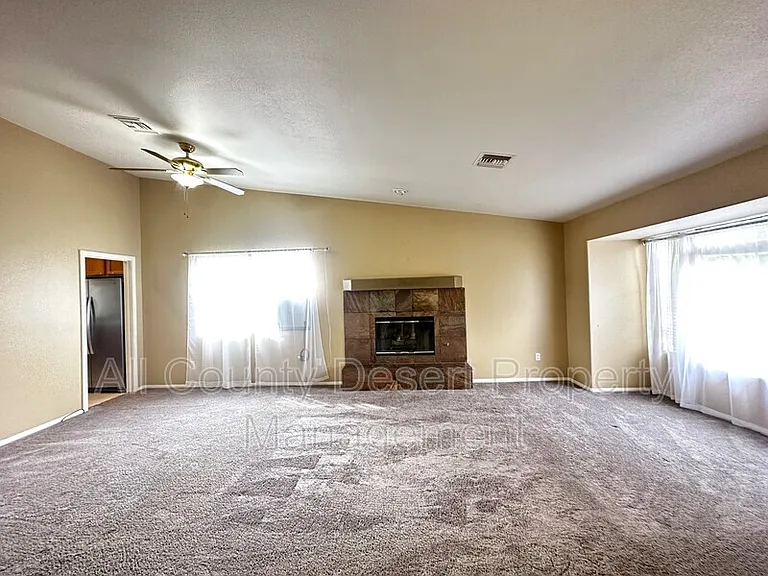 66613 San Diego Dr — Photo 5