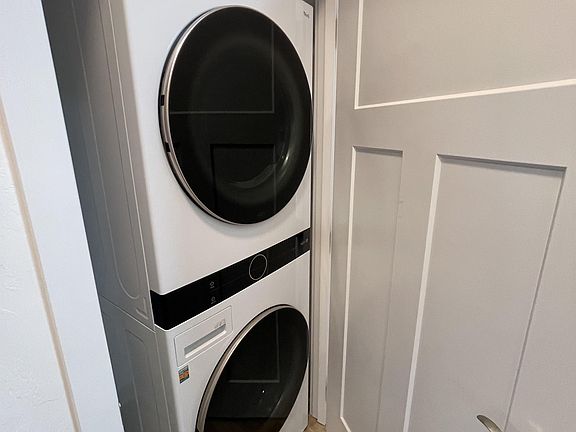 4th image of 20 Emerick St #10910251