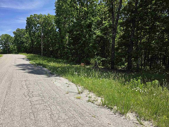 5th image of L-11-B N Lake Dr #9-N