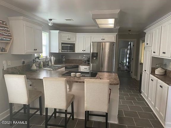 2nd image of 111 Pinnacle Dr