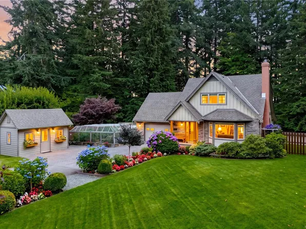 3095 Martin Rd, Campbell River, BC V9W 1M4