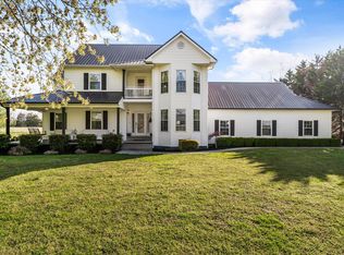 2940 Bee Carter Rd, Dandridge, TN 37725