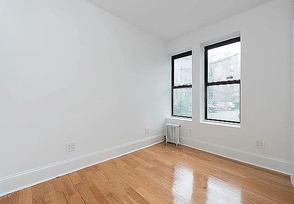 5th image of 1059 Union St APT 2G