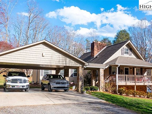 2nd image of 152 Holiday Lane