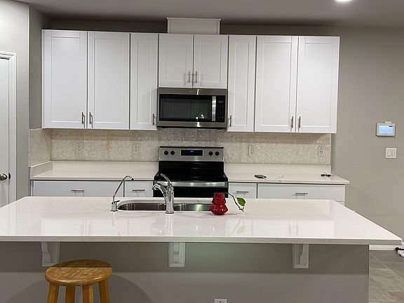2nd image of 3299 Fresno Pl