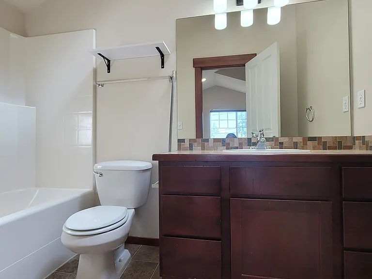 11014 Greenwood Ave N #B-1 — Photo 15
