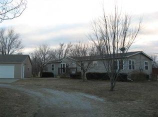 32107 53rd Dr, Arkansas City, KS 67005