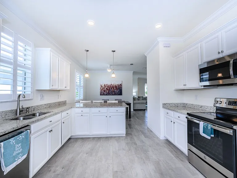 15145 Spanish Point Dr — Photo 17