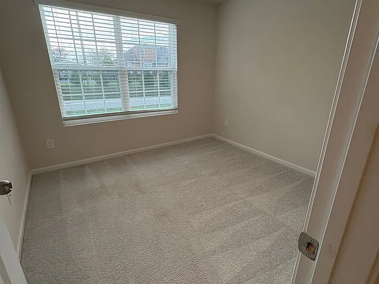 408 Couchell Pl — Photo 17