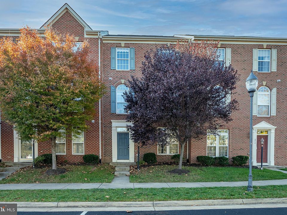 1st image of 2313 Potomac Club Pkwy