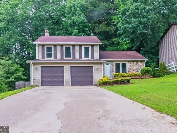 765 Martin Rd, Stone Mountain, GA 30088