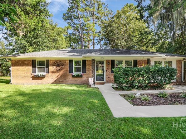 125 Nassau Dr