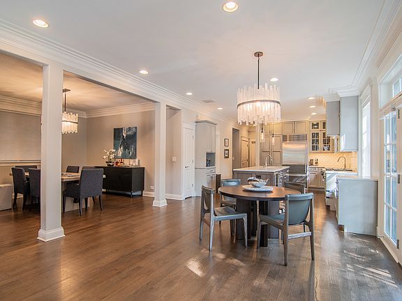 4th image of 902 W Diversey Ave #1