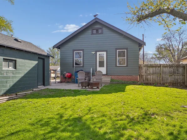 3220 SW 13th St, Des Moines, IA 50315