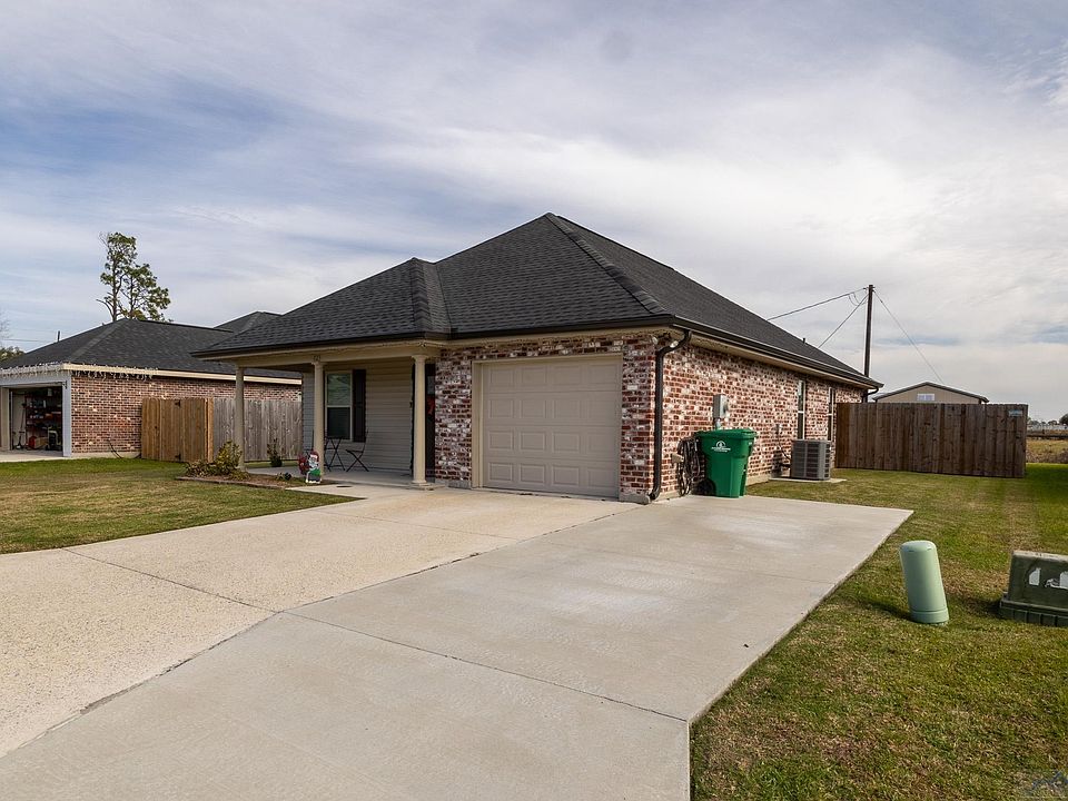 123 Darwen Dr, Raceland, LA 70394 Zillow