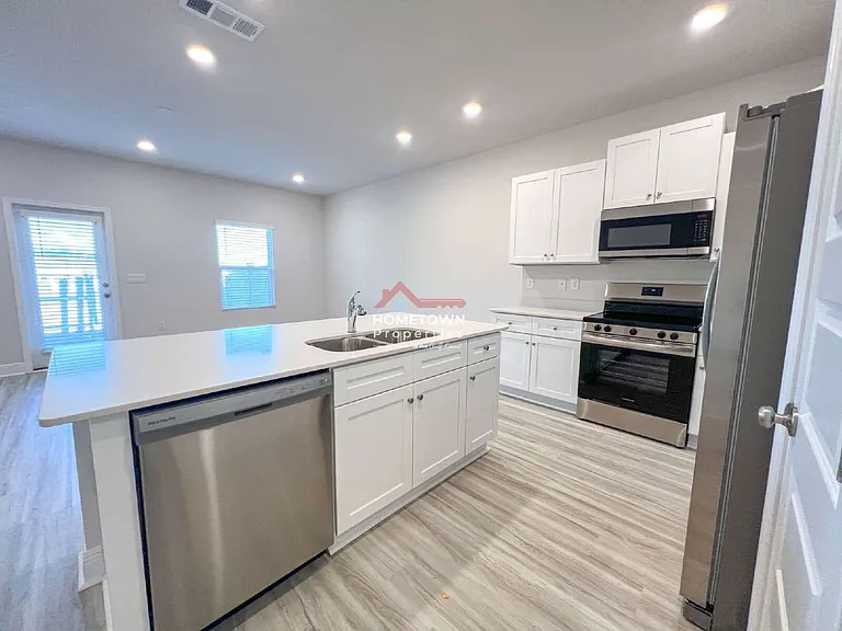 3997 Pendragon Cir — Photo 5