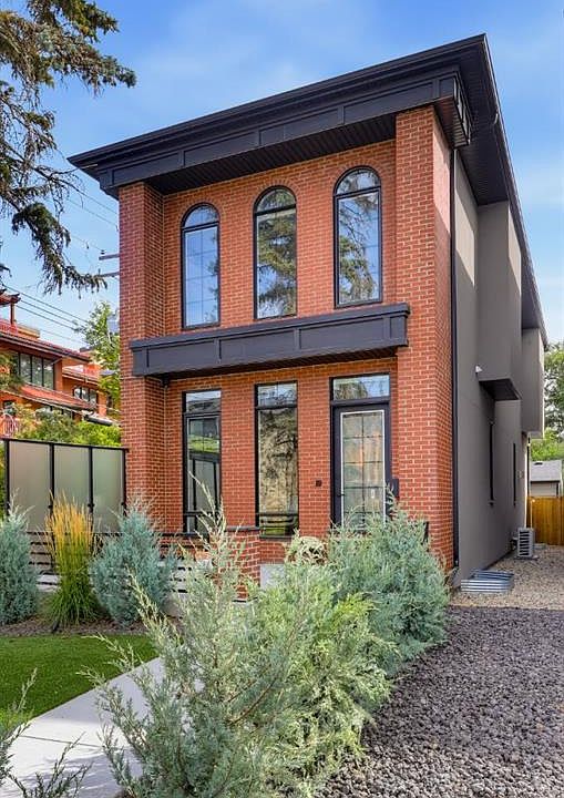 1st image of 1902 W 13th St SW