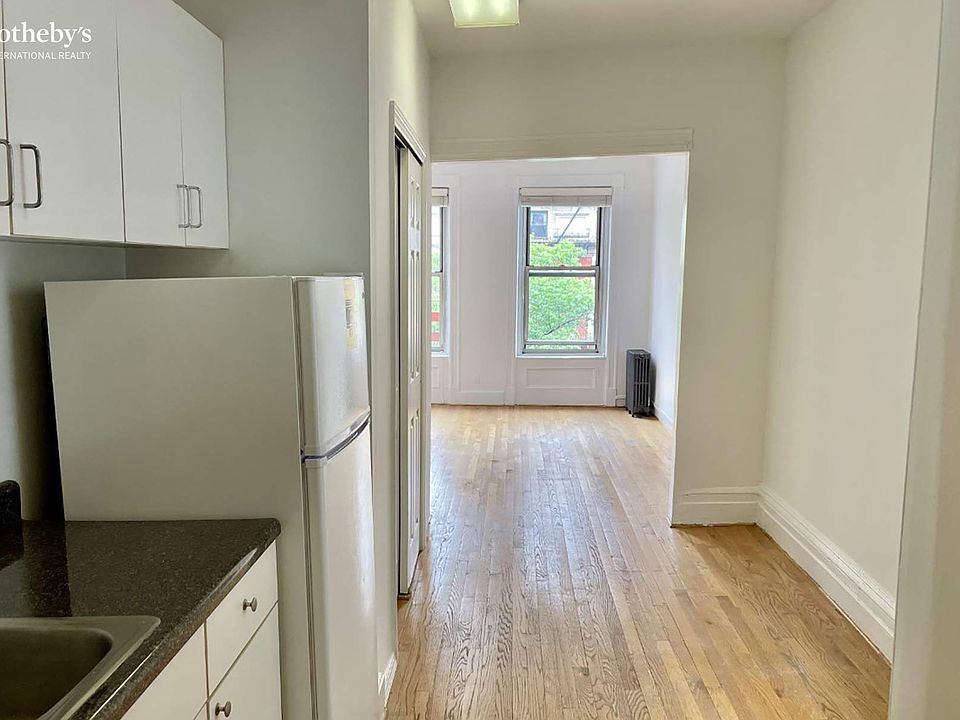 1st image of 2272 Broadway APT 3D