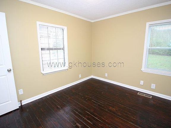 5th image of 707 Henderson Dr