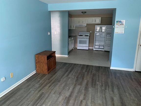 2nd image of 2500 Mark Thomas Ln #2-B
