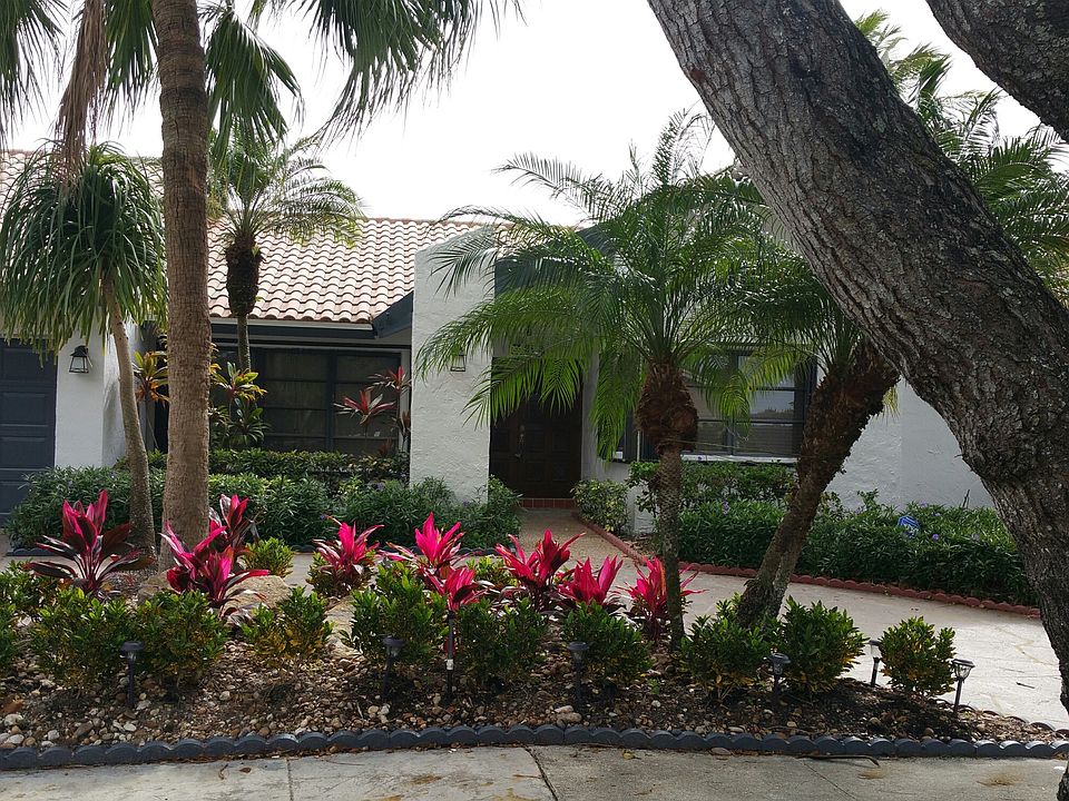 1st image of 604 NW 106th Ave
