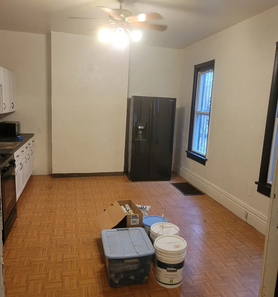 Studio, 400 sqft, $700 — Photo 2