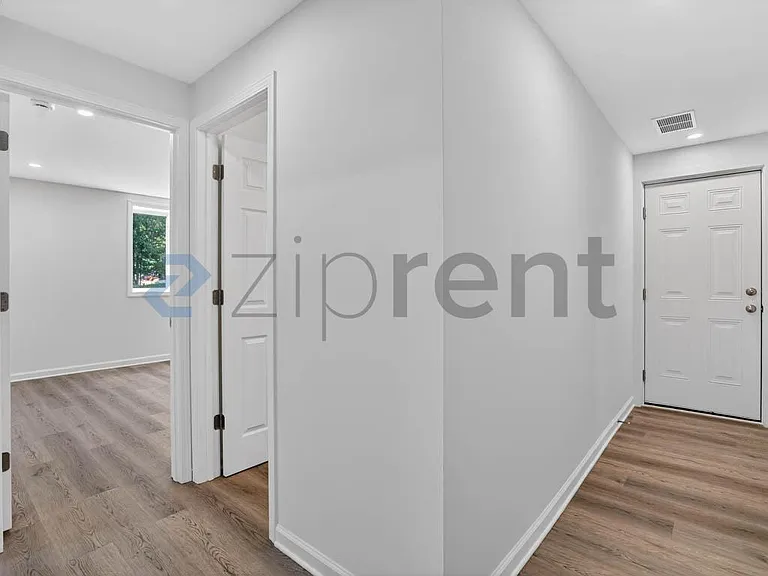 500 Camp Creek Cir #2 — Photo 11