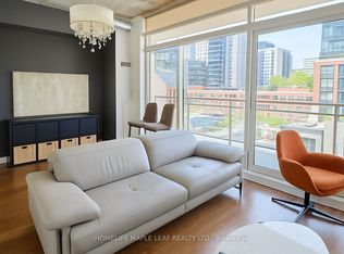 66 Portland St #510, Toronto, ON M5V 2M6