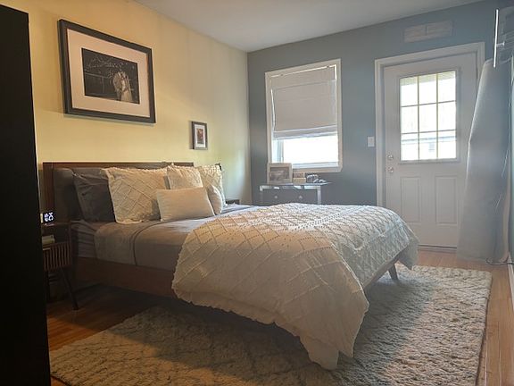 5th image of 23-28 Crescent St #2