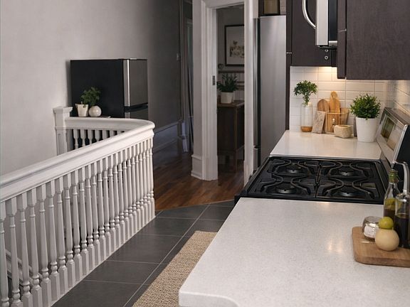 4th image of 338 S 15th St #4