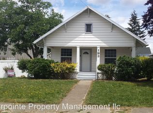 193 W 1st Ave, Sutherlin, OR 97479