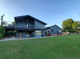 108 River Rd E, Charlestown, IN 47111