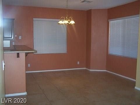 5th image of 10806 Avenzano St
