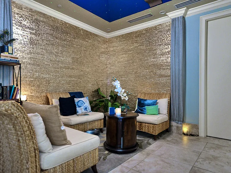 5823 Bowen Daniel Dr Unit 705-large-051-186-WSYC InHouse Spa and Beauty-1500x994-72dpi_05062026