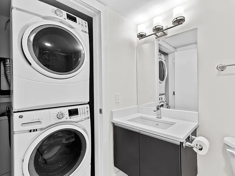 85 Willow Ct #302 — Photo 29