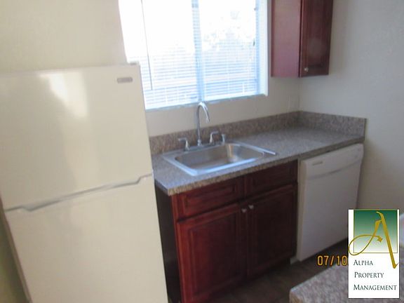 4th image of 2309 G St APT 3
