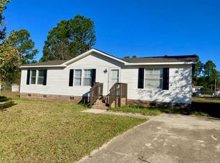 67 Columbus Ct, Spring Lake, NC 28390