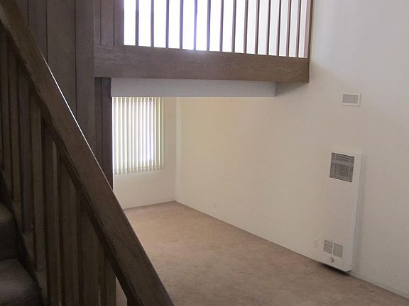 4th image of 119 Ximeno Ave #2