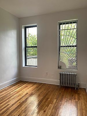 1st image of 233 E 3rd St #1