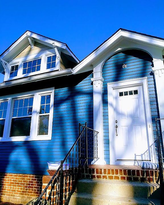 1st image of 303 Carson St