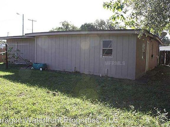 3rd image of 812 E Lotus Ave APT B