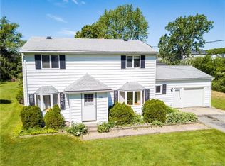 3906 Wolf Rd, Orchard Park, NY 14127