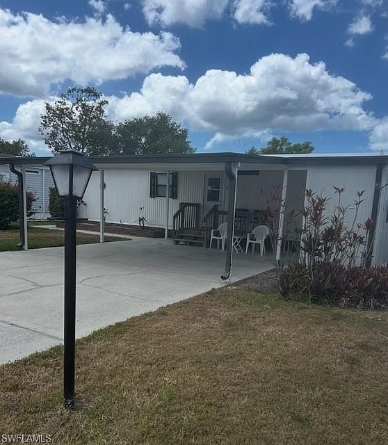 619 Charlemagne Blvd