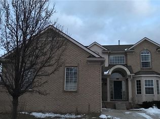 296 Shari St, Pontiac, MI